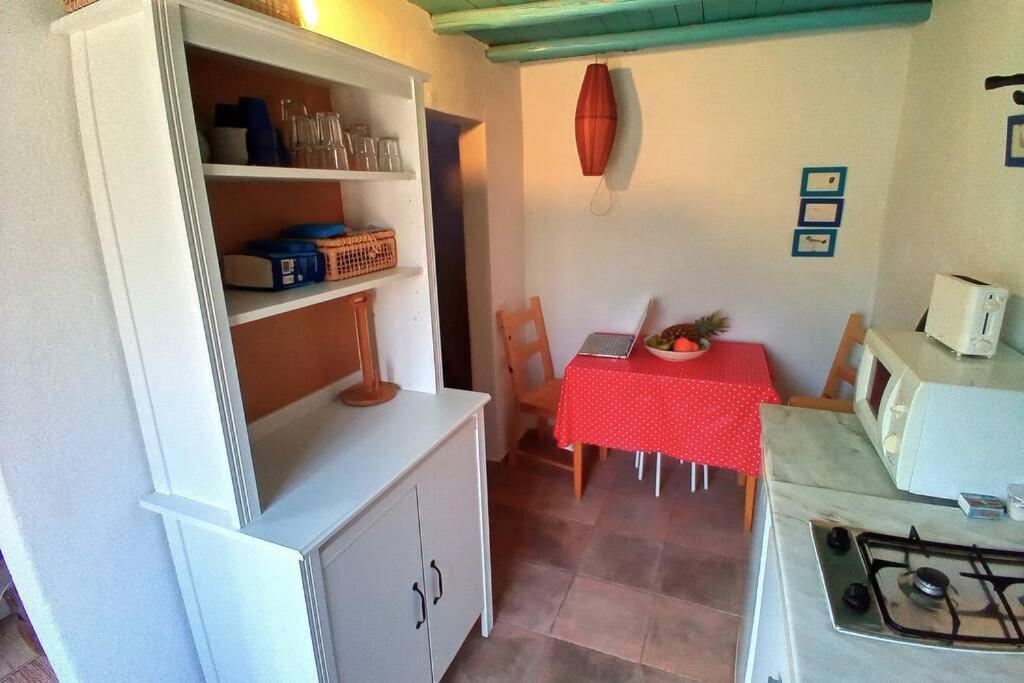 ヴィラ・ド・ビスポ Casinha De Aldeia No Coracao Da Costa Vicentinaヴィラ エクステリア 写真