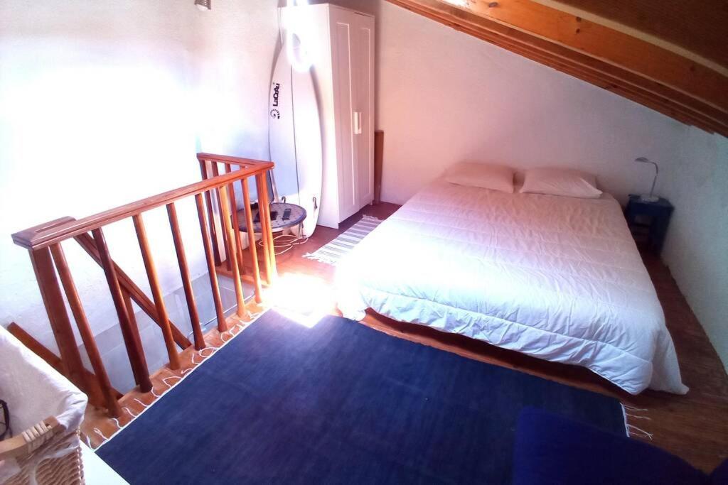 ヴィラ・ド・ビスポ Casinha De Aldeia No Coracao Da Costa Vicentinaヴィラ エクステリア 写真